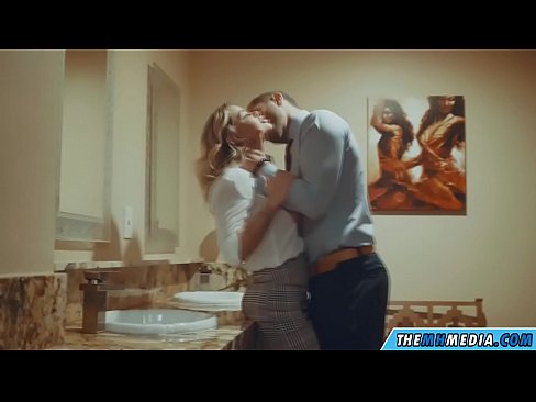 ❤️ Когато наедряла блондинка ви съблазни в обществена тоалетна ️ Анално порно в bg.dreamlandpassionfever.ru ️❤
